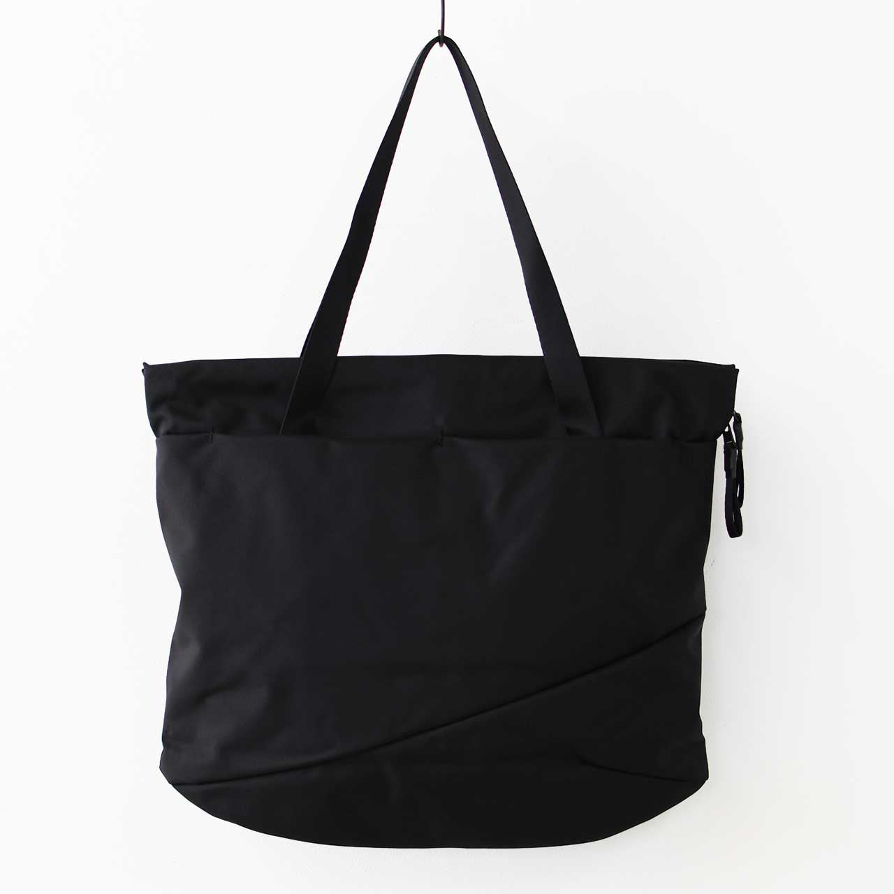 THE NORTH FACE [ザ ノースフェイス正規代理店] Pyrenees Tote [NM82507] ピレネートート [2025SS]