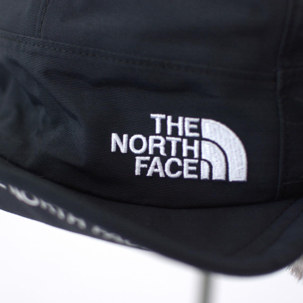 THE NORTH FACE [ザ ノースフェイス正規代理店] Frontier Cap [NN42537] フロンティアキャップ（ユニセックス）・耳あて付き・裏ボア・フリース・アウトドア・キャンプ・ウィンターグッズ・冬小物・撥水・防水・防寒・保温・もこもこ・あったか・MENS/LADYS [2025AW]