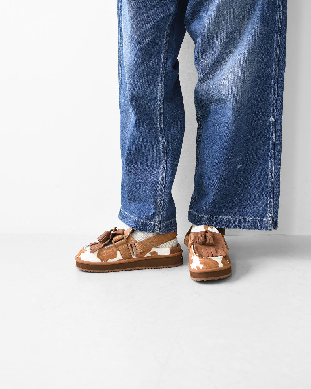 SHAKA [シャカ] MOC MULE TASSEL COWHAIR [SK-339] キルトタッセル付きミュールサンダル [2025AW]