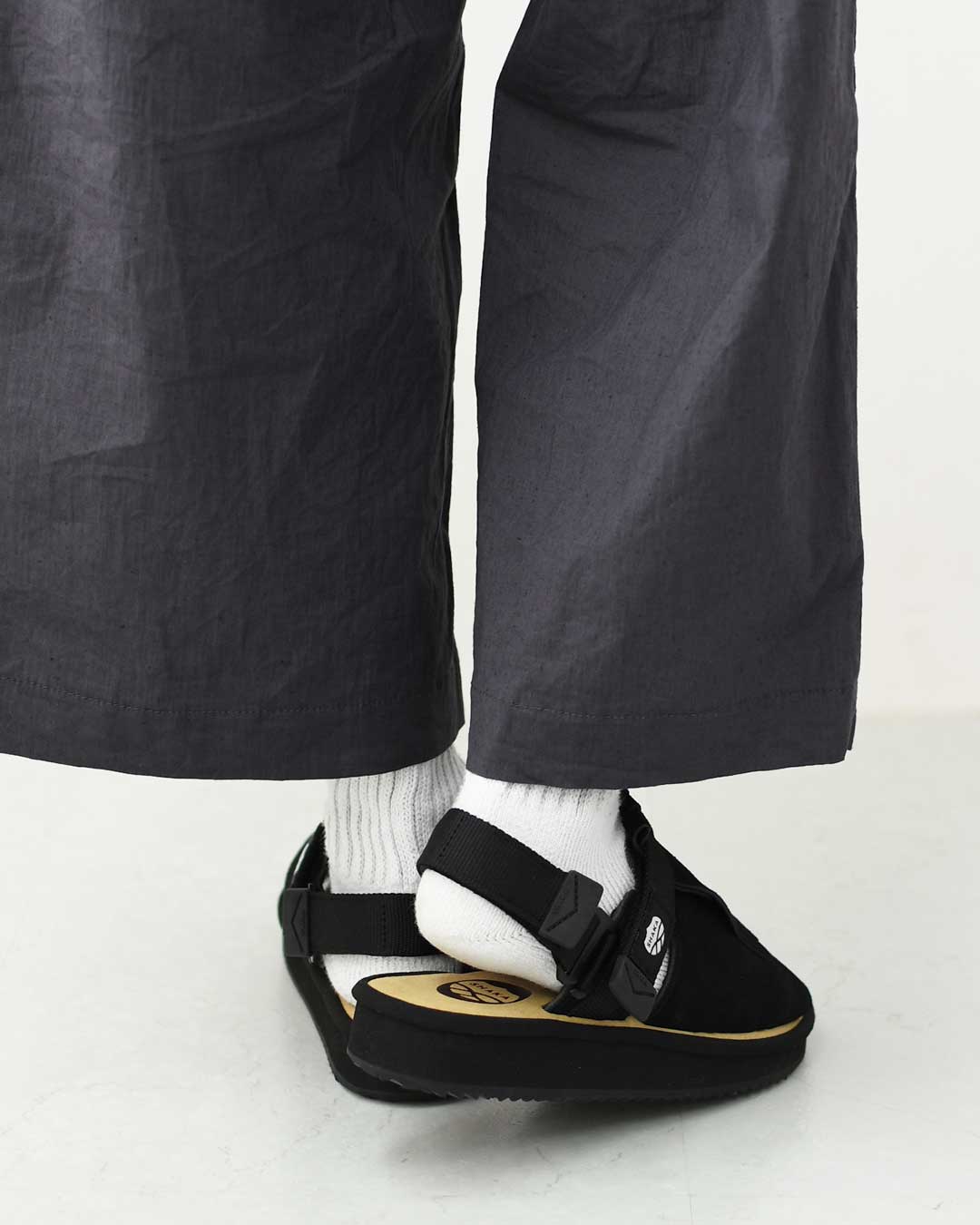 SHAKA [シャカ] OPEN TOE MULE KILT SUEDE [SK-356] オープントゥ ミュール キルト スエード・4WAYサンダル・ミュール・サンダル・スリッパライク・スエード・タッセル付き・カジュアル・アウトドア・フェス・キレイめ・LADY'S [2026SS]