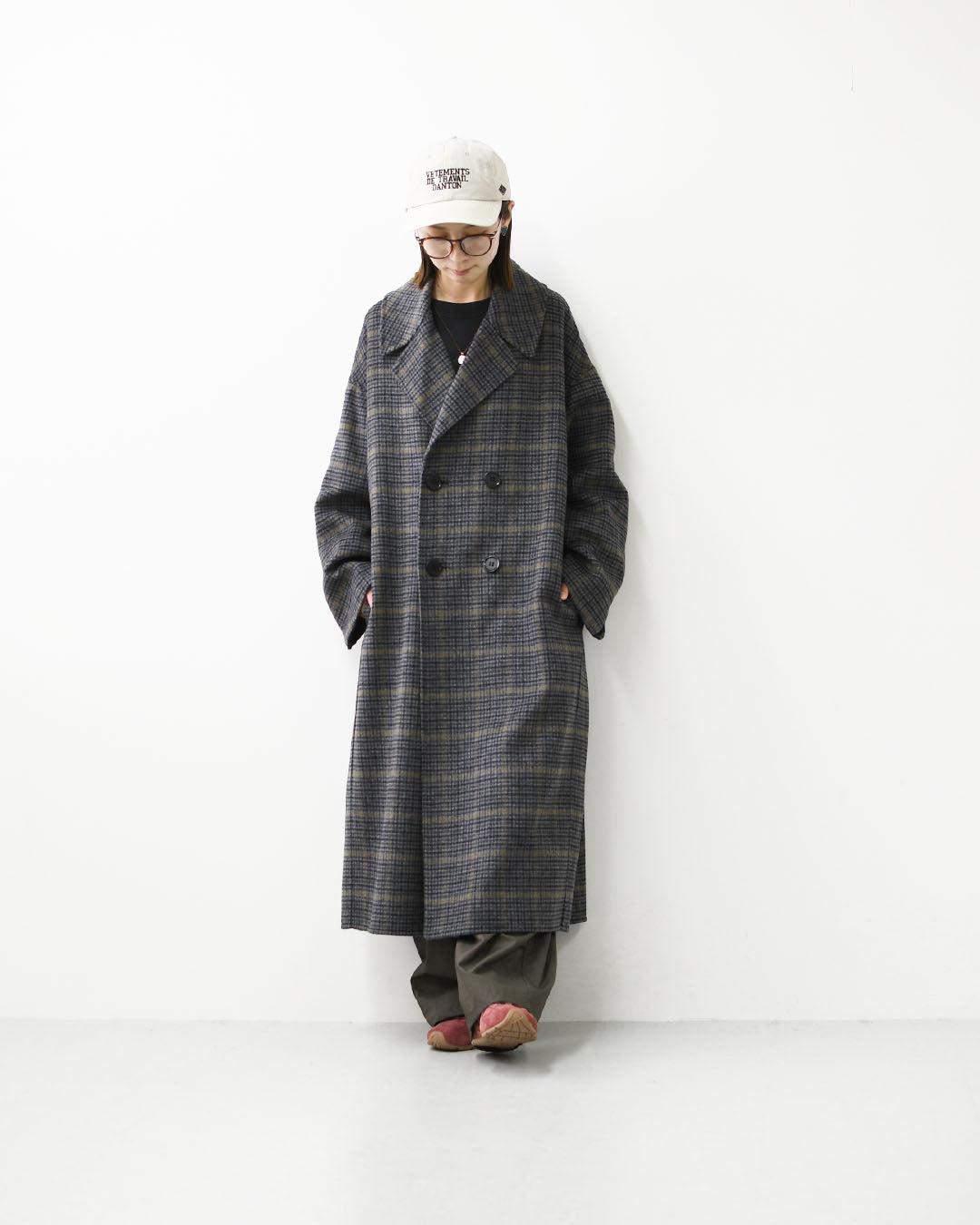 LE GLAZIK [ル・グラジック] W Lamb Wool Rever Double-Breasted Coat [LG-A0451ROB] ラムウールリバー ダブルブレストコート・ロングコート・ダブルブレストコート・テーラードカラー・ストレートシルエット・ラムウール・LADY'S [2026AW]