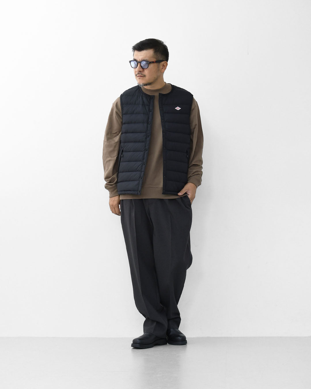 DANTON [ダントン] M NYLON TAFFETA INNER DOWN CREWNECK VEST [DT-A0026 RRT] ナイロンタフタインナーダウンクルーネックベスト・インナーダウン（羽毛）インナーベスト・ナイロンベスト・アウター・防寒・MEN'S [2026AW]