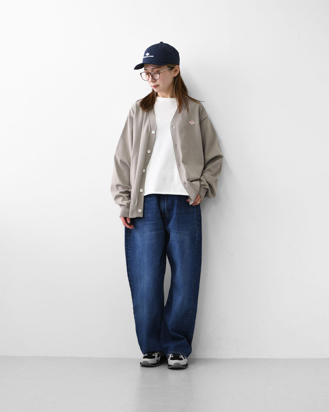 DANTON [ダントン] M Jersey Knit V-Neck Cardigan [DT-D0138YSD] ジャージーニットVネックカーディガン・ニットカーディガン・Vネックカーディガン・ハイゲージニット・シンプル・ロゴ・MEN'S [2026SS]