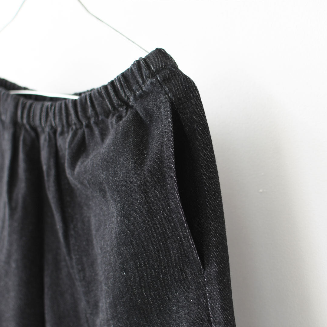 DANTON [ダントン] W Black Denim Easy Pants [JD-2540KBK] ブラックデニムイージーパンツ・リラックス・ゆったりシルエット・リラックスパンツ・ルーズデニム・LADY'S [2026SS]