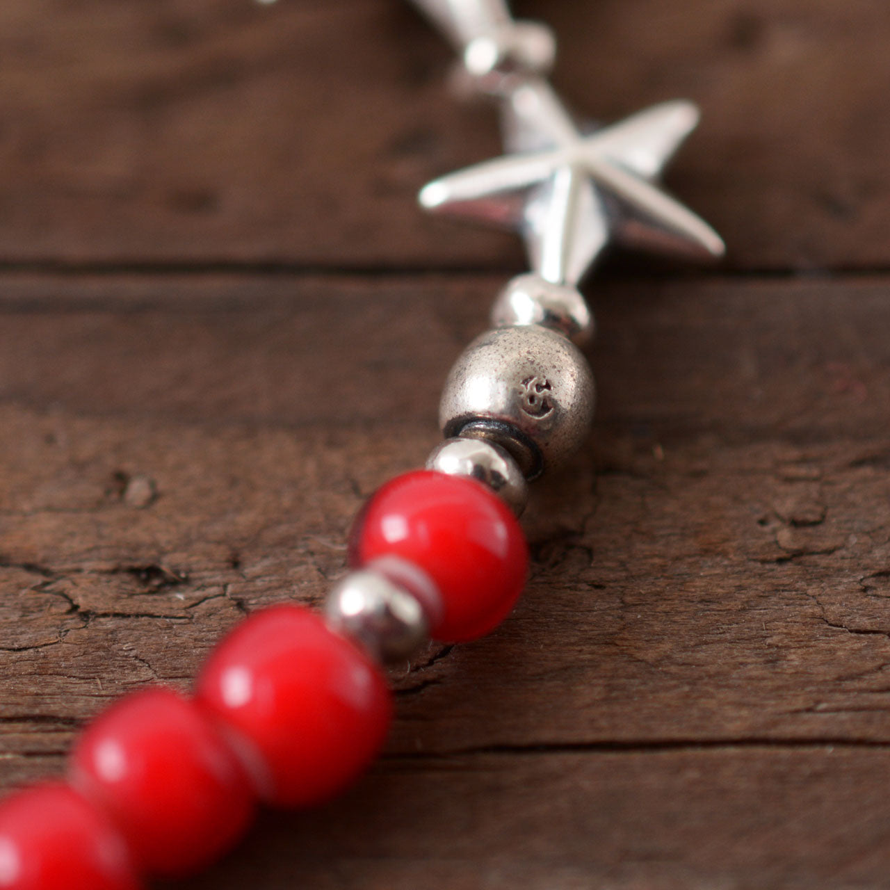 Sunku 39 [サンク] Star Beads Bracelet White Hearts Beads -RED- [SK-139-RED] スタービーズブレスレット[2022SS]