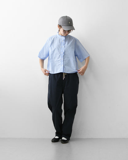 MidiUmi [ミディウミ] h/s front half frill shirt  [2-730183] ハーフスリーブフロントハーフフリルシャツ・半袖シャツ・ハーフスリーブデザイン・フリルシャツ・無地・シンプル・カジュアル・きれいめ・LADY'S [2026SS]