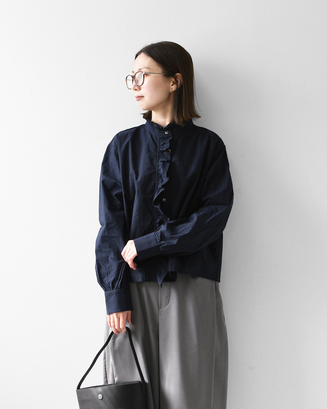 MidiUmi [ミディウミ] frill short shirt [3-730296] フリルショートシャツ・ヴィンテージライク・バンドカラー・無地・シンプル・LADY'S [2026AW]