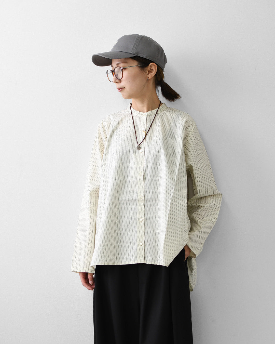 MidiUmi [ミディウミ] dot shirt [3-73972863] ドット シャツ・ドット柄・Aライン・ワイドサイズ・バンドカラー・LADY'S [2026AW]