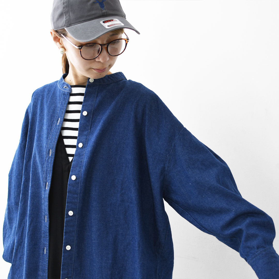 MidiUmi [ミディウミ]  tuck sleeve denim shirt  [3-739959] タックスリーブデニムシャツ・コットンシャツ・長袖・無地・ストーンウォッシュ・バンドカラー・カジュアル・LADY'S [2025AW]