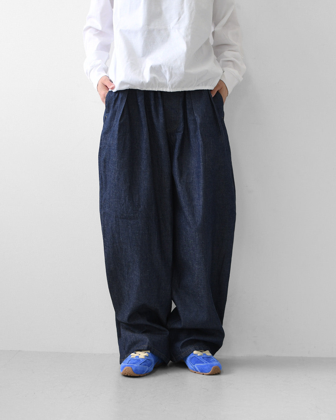 MidiUmi [ミディウミ] denim wide tuck PT  [3-760282] デニムワイドタックパンツ・ワイド・ゆったり・ ストレートシルエット・リラックス・LADY'S [2026AW]
