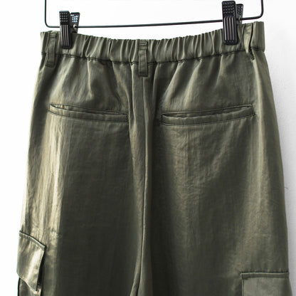 MICA&DEAL [マイカアンドディール] satin cargo pt [0125403346] サテンカーゴパンツ・サテン素材・光沢・上品・ルーズシルエット・ワイドシルエット・LADY'S [2025AW]