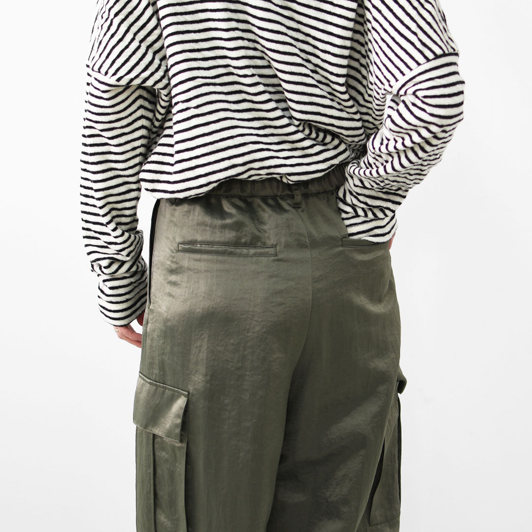 MICA&DEAL [マイカアンドディール] satin cargo pt [0125403346] サテンカーゴパンツ・サテン素材・光沢・上品・ルーズシルエット・ワイドシルエット・LADY'S [2025AW]