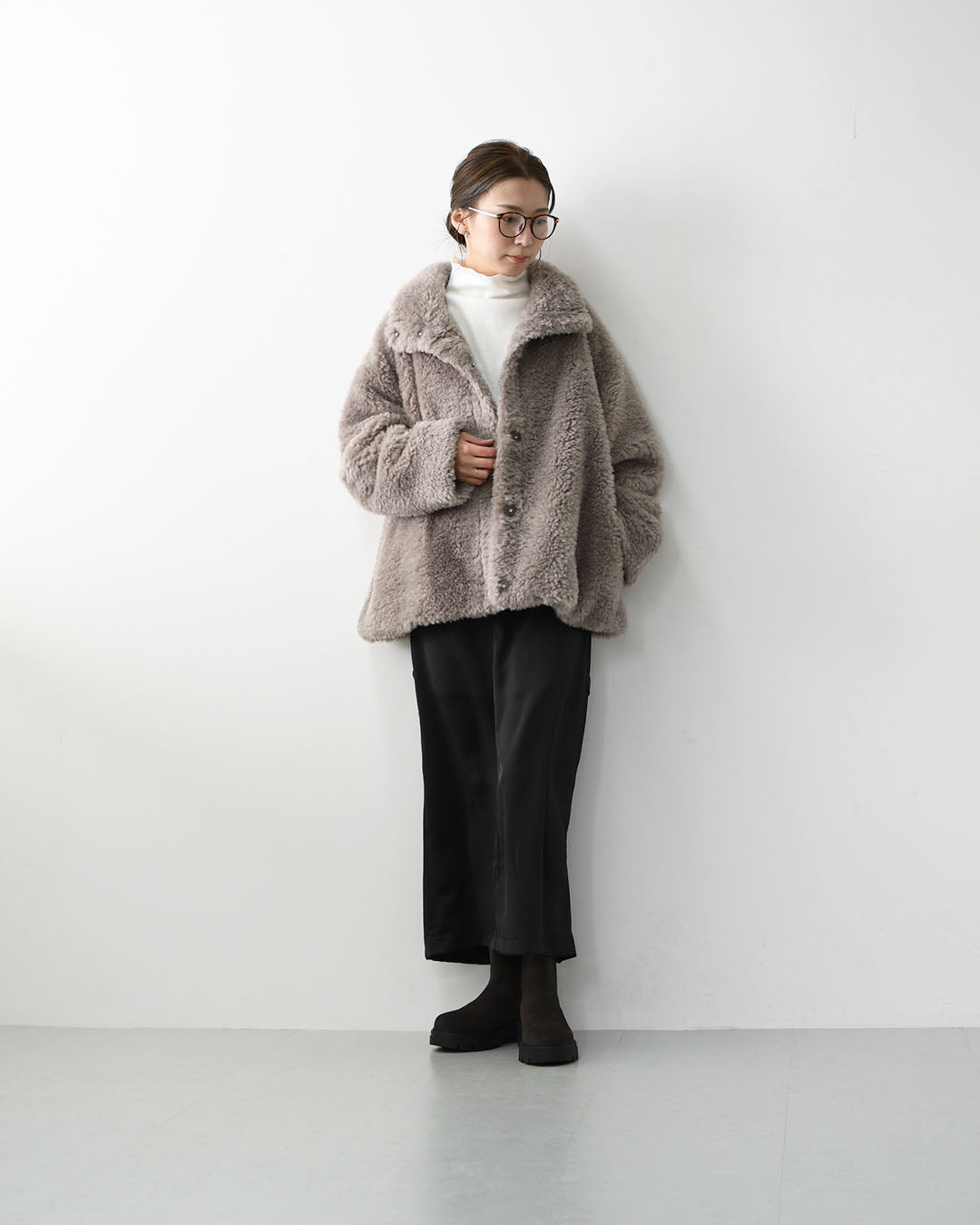 MICA&DEAL [マイカアンドディール] stand collar boa bz [0125406330] スタンドカラーボアブルゾン・フェイクファー素材・ルーズシルエット・冬コート・LADY'S [2025AW]