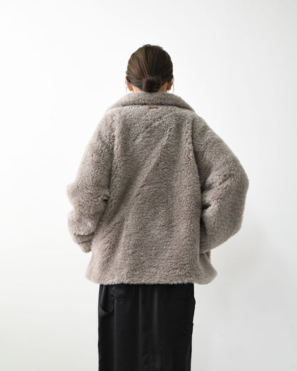 MICA&DEAL [マイカアンドディール] stand collar boa bz [0125406330] スタンドカラーボアブルゾン・フェイクファー素材・ルーズシルエット・冬コート・LADY'S [2025AW]