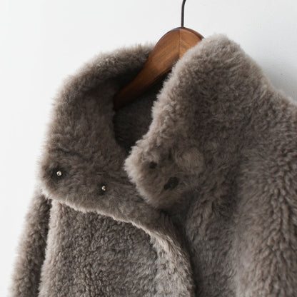 MICA&DEAL [マイカアンドディール] stand collar boa bz [0125406330] スタンドカラーボアブルゾン・フェイクファー素材・ルーズシルエット・冬コート・LADY'S [2025AW]