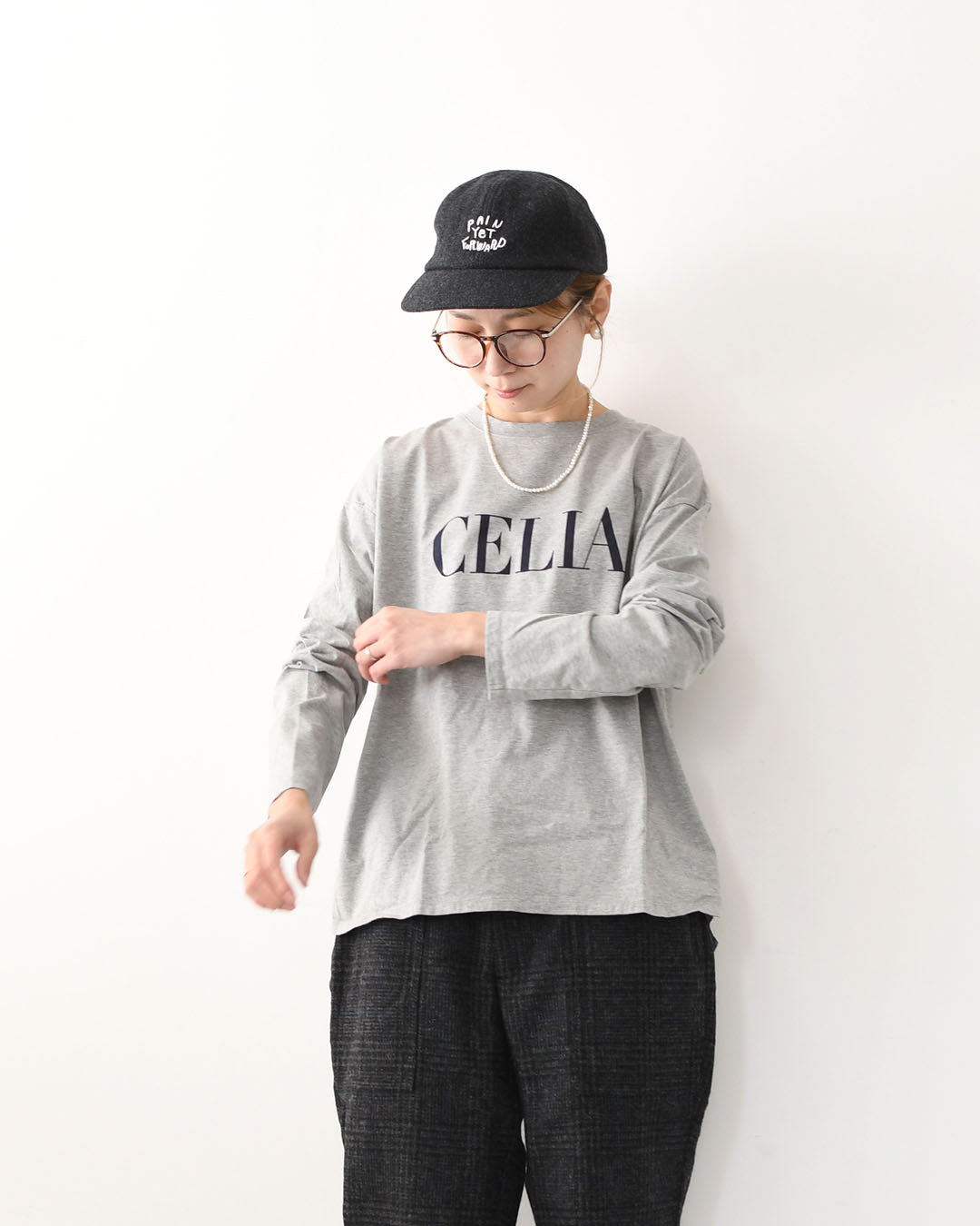MICA&DEAL [マイカアンドディール] "CELIA"ロゴロングT-shirt [012540930] セリアロゴロングTシャツ・ゆったりシルエット・カットソー・長袖・長T・キレイめ・LADY'S [2025AW]