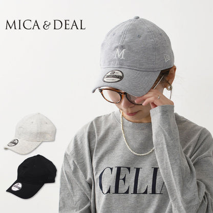 MICA&DEAL [マイカアンドディール] MICA×NEW ERA "M"ロゴ刺繍裏毛CAP-9TWENTY [0125410357] マイカ×ニューエラ ウラケキャップ・裏毛キャップ・シンプル・ロゴ・コラボキャップ・9TWENTYモデル・LADY'S [2025AW]