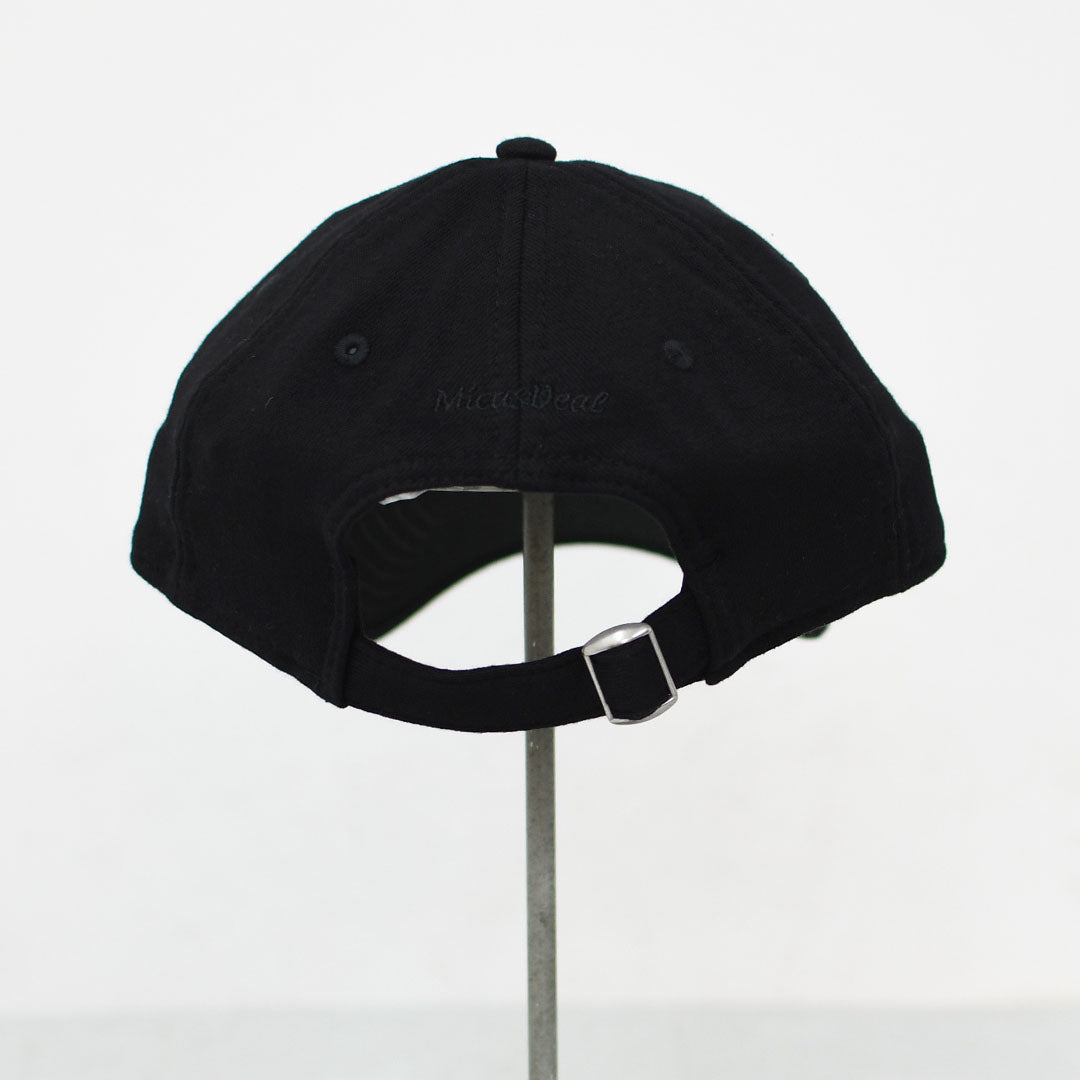 MICA&DEAL [マイカアンドディール] MICA×NEW ERA "M"ロゴ刺繍裏毛CAP-9TWENTY [0125410357] マイカ×ニューエラ ウラケキャップ・裏毛キャップ・シンプル・ロゴ・コラボキャップ・9TWENTYモデル・LADY'S [2025AW]