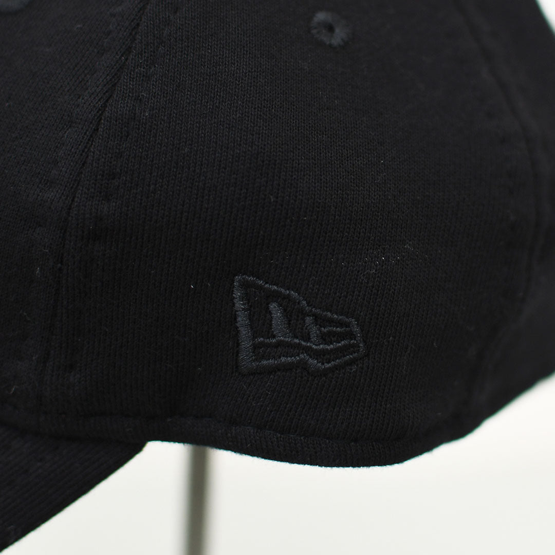 MICA&DEAL [マイカアンドディール] MICA×NEW ERA "M"ロゴ刺繍裏毛CAP-9TWENTY [0125410357] マイカ×ニューエラ ウラケキャップ・裏毛キャップ・シンプル・ロゴ・コラボキャップ・9TWENTYモデル・LADY'S [2025AW]