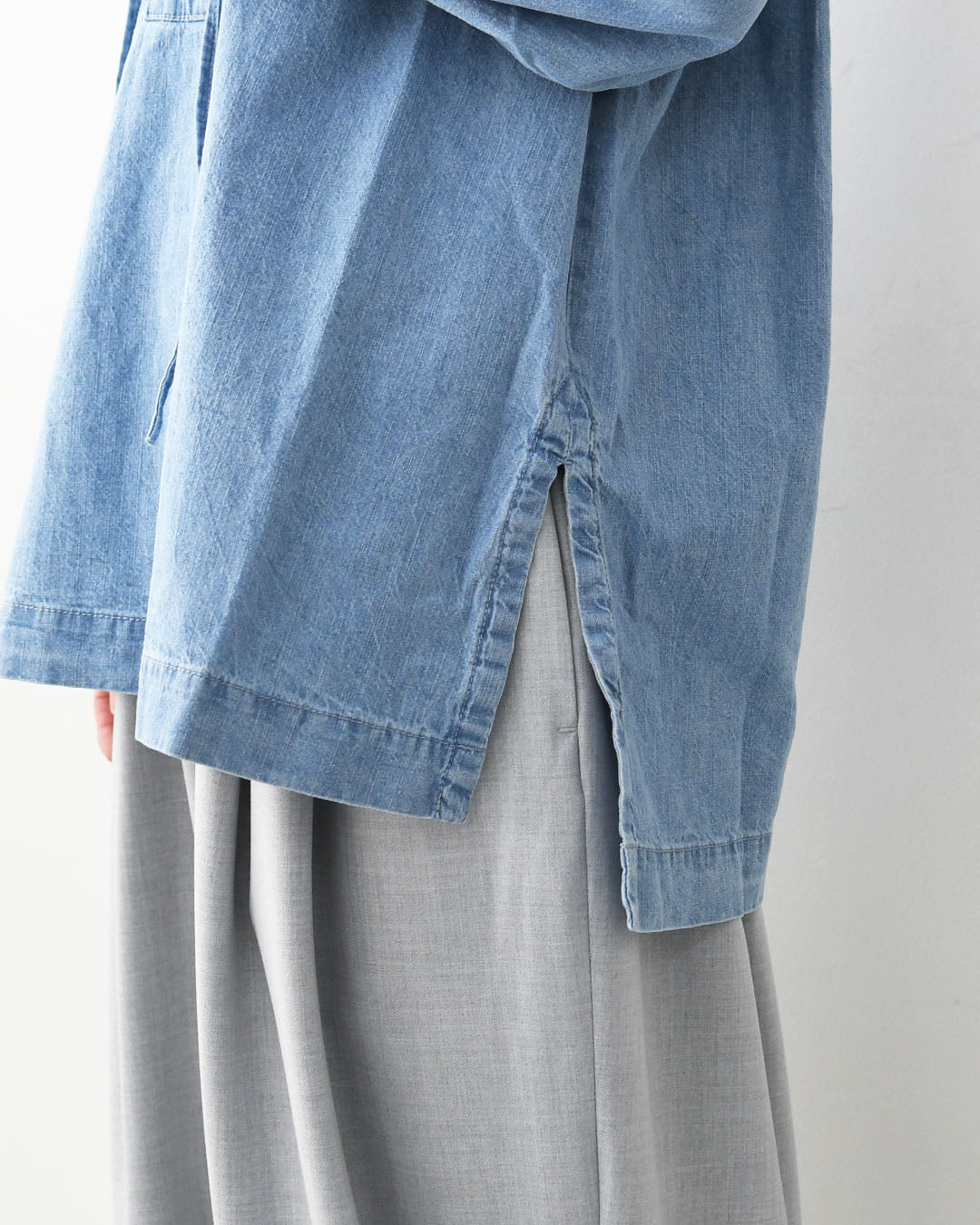 MICA&DEAL [マイカアンドディール] lace up blouse [0126101029] レースアップブラウス・ブラウス・レースアップ・デニムブラウス・デニムシャツ・LADY'S [2026SS]