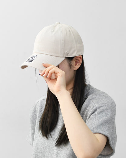 MICA&DEAL [マイカアンドディール] '47×MICA&DEAL クリーンナップCAP [0126110063] キャップ・シンプル・アジャスタブルキャップ・コットンキャップ・刺繍キャップ・LADY'S [2026SS]