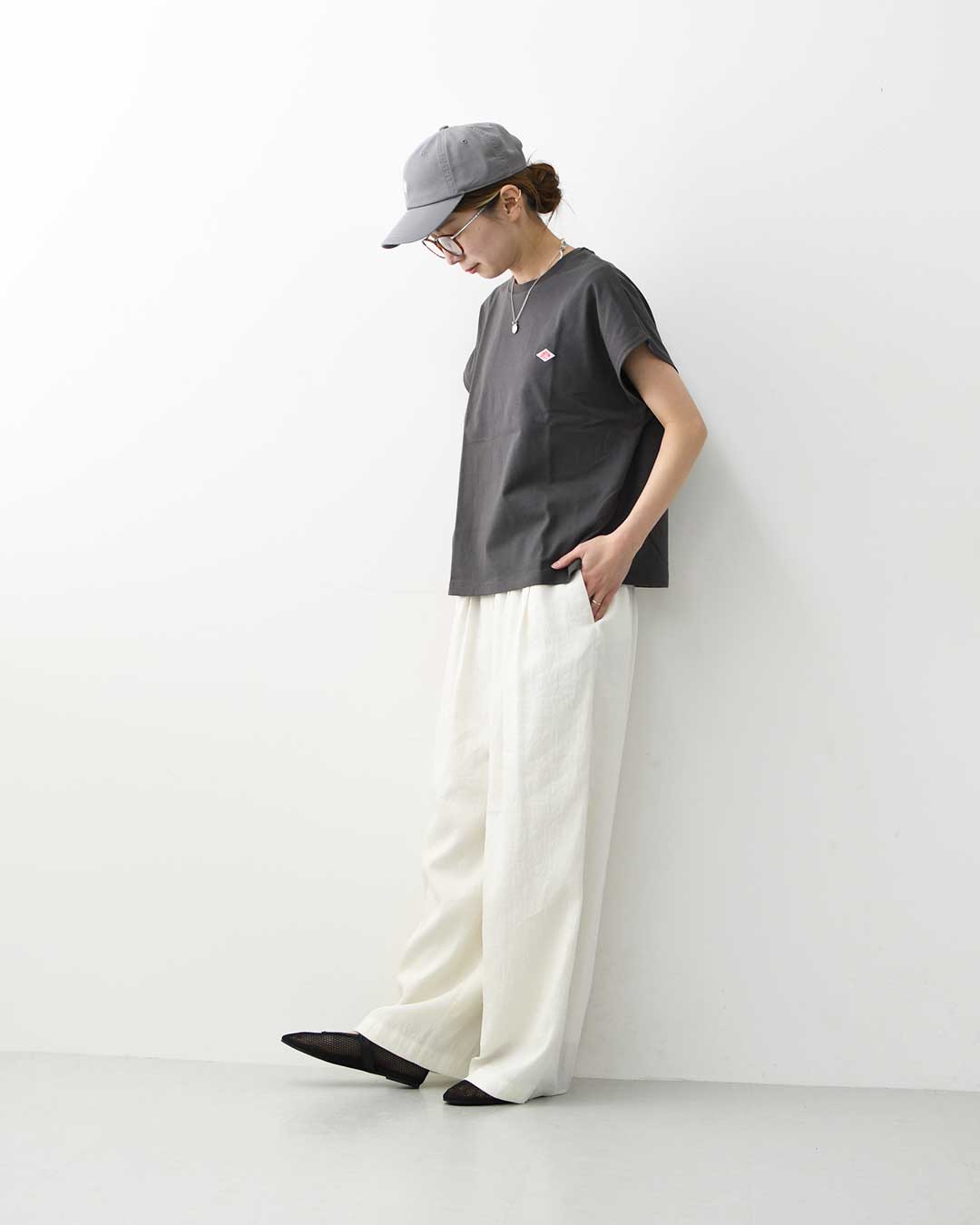 MICA&DEAL [マイカアンドディール] sheer wide pt [0126203108] シアーワイドパンツ・イージーパンツ・タックパンツ・上品・ルーズシルエット・ワイドシルエット・LADY'S [2026SS]