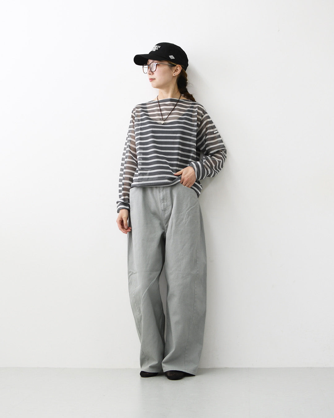 MICA&DEAL [マイカアンドディール] twist color denim pt [0126203121] ツイストカラーデニムコクーンパンツ・デニムパンツ・ルーズシルエット・パンツ・コクーンパンツ・LADY'S [2026SS]