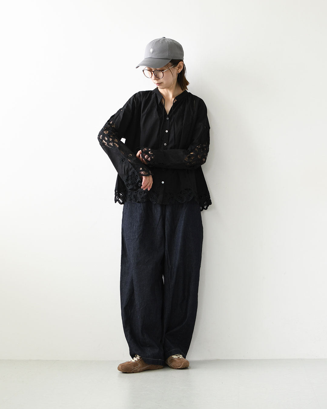 MICA&DEAL [マイカアンドディール] stand collar embroidery bl [0126301080] スタンド カラー バテンレース刺繍 ブラウス・ヴィンテージライク・レース・LADY'S [2026AW]
