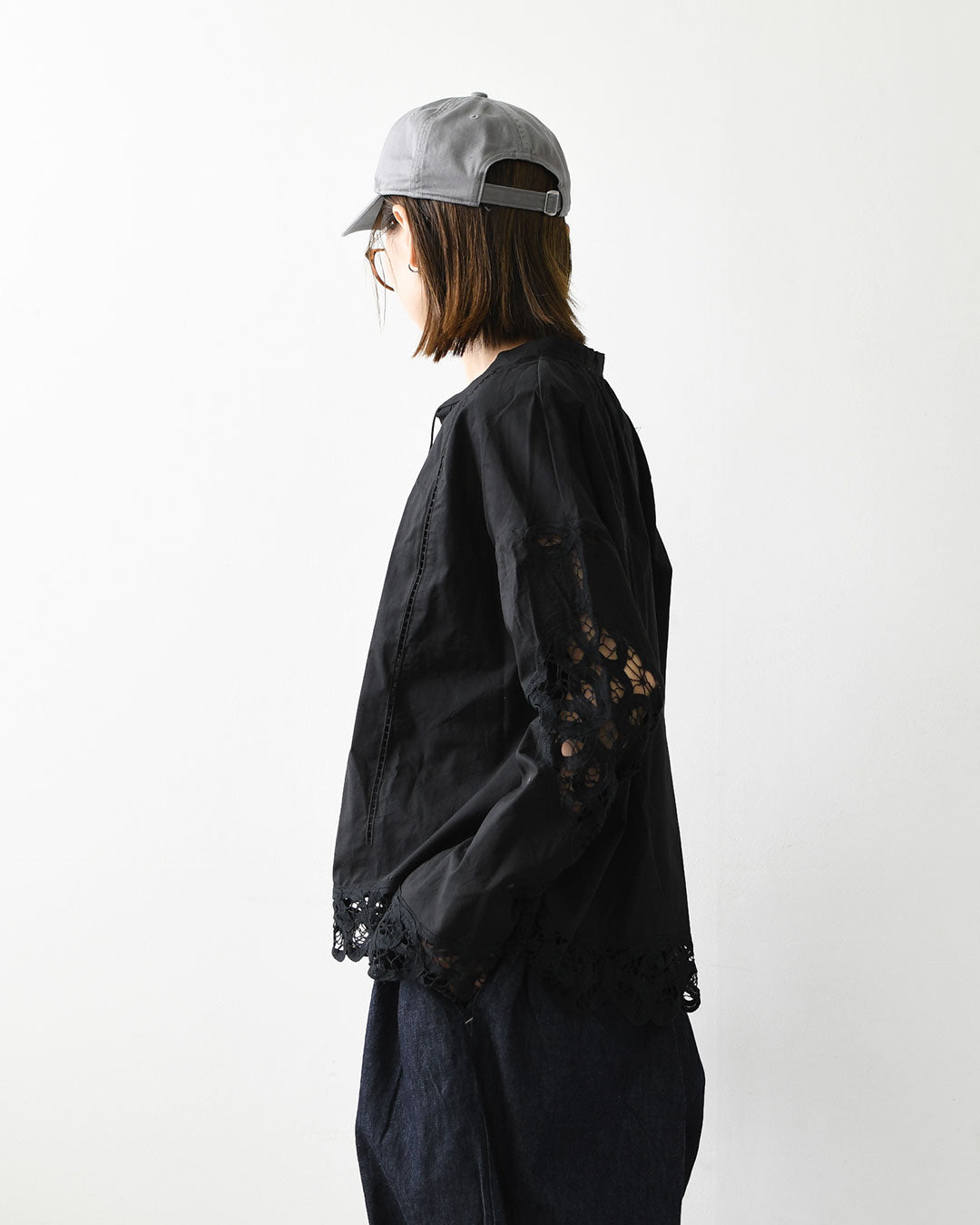 MICA&DEAL [マイカアンドディール] stand collar embroidery bl [0126301080] スタンド カラー バテンレース刺繍 ブラウス・ヴィンテージライク・レース・LADY'S [2026AW]