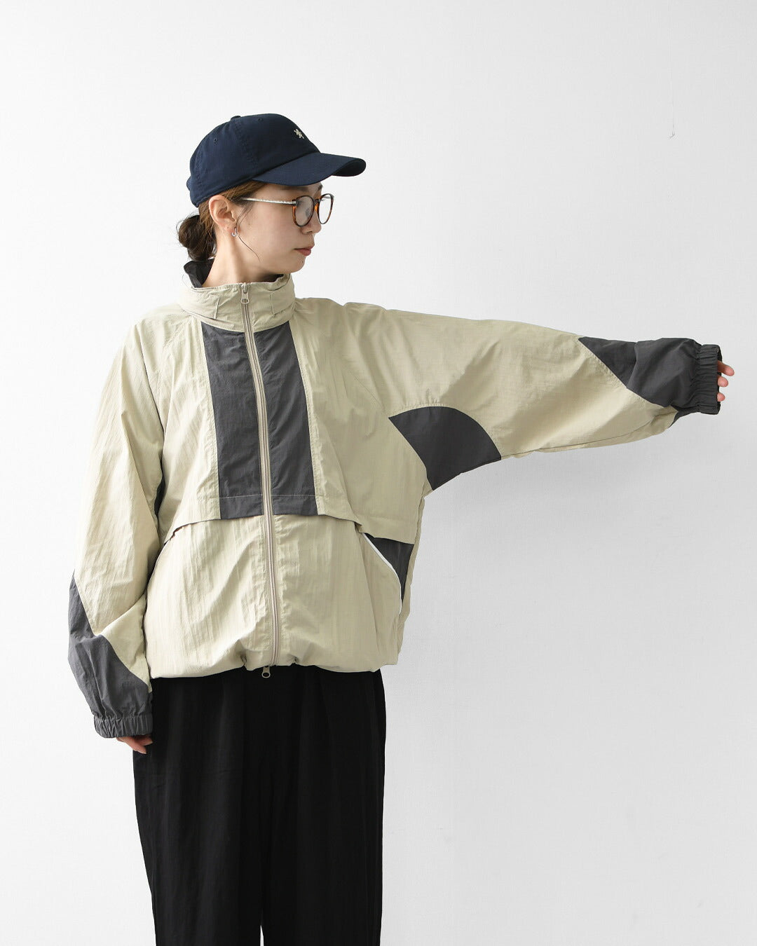 MICA&DEAL [マイカアンドディール] UMBRO collabo bi-color bz [0126306110] アンブロコラボバイカラービーズ・ジャケット・ナイロン製・防寒・アウター・コラボ商品・LADY'S [2026SS]