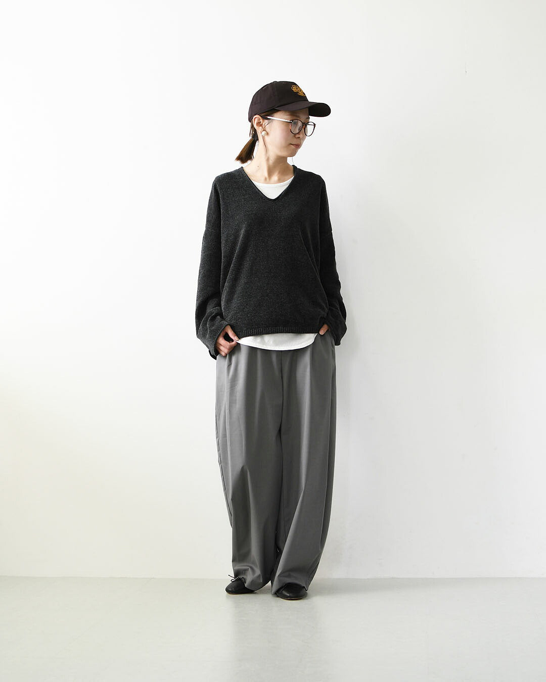 MICA&DEAL [マイカアンドディール] mole knit v/n p/o [0126308077] モールヤーンVネックニット・抜け感・大人っぽい・LADY'S [2026AW]