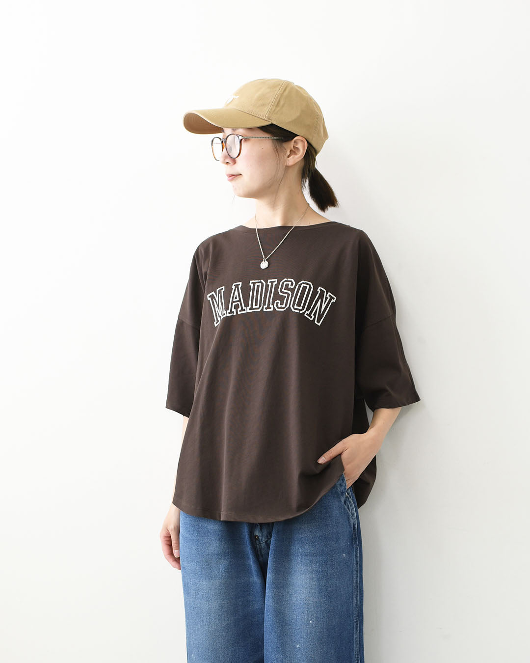MICA&DEAL [マイカアンドディール] "MADISON" print Tee [0126309064] プリントティー・ゆったりシルエット・カットソー・七分袖・キレイめ・LADY'S [2026AW]