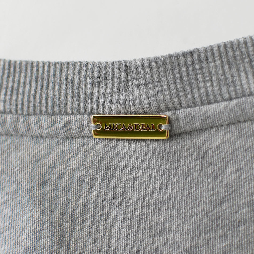 MICA&DEAL [マイカアンドディール] MDL flock pt sweat [0126309089] MDL フロッキーロゴプリントスウェット・裏毛スウェット・ナチュラル・ルーズ・プリント・LADY'S [2026AW]