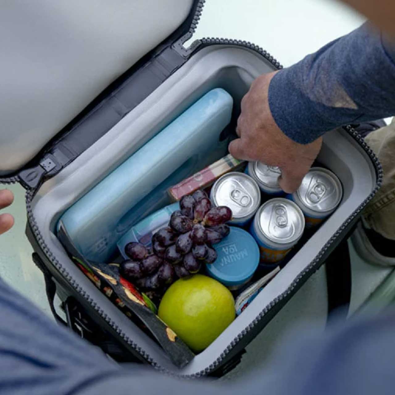 YETI [イエティ] FLIP 18 [80171040] フリップ 18 ・クーラーバッグ・ソフトボックス・ショルダー・アウトドア・キャンプ・MEN'S / LADY'S [2026AW]