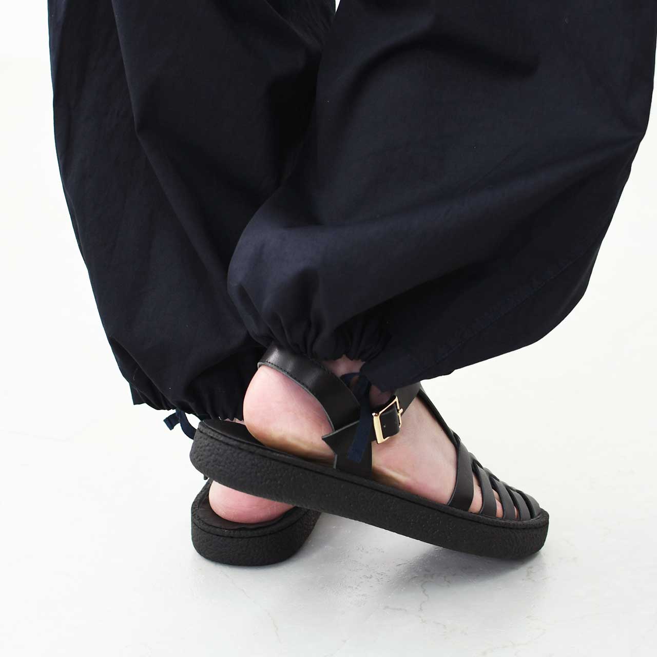 MOHI [モヒ]レザーグルカサンダル -ALL BLACK- [GU2-609-1bk] [2025SS]