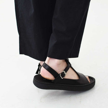 MOHI [モヒ]レザーTストラップ オープントゥ フラットシューズ -ALL BLACK- [GU2-8029-1BK] [2025SS]