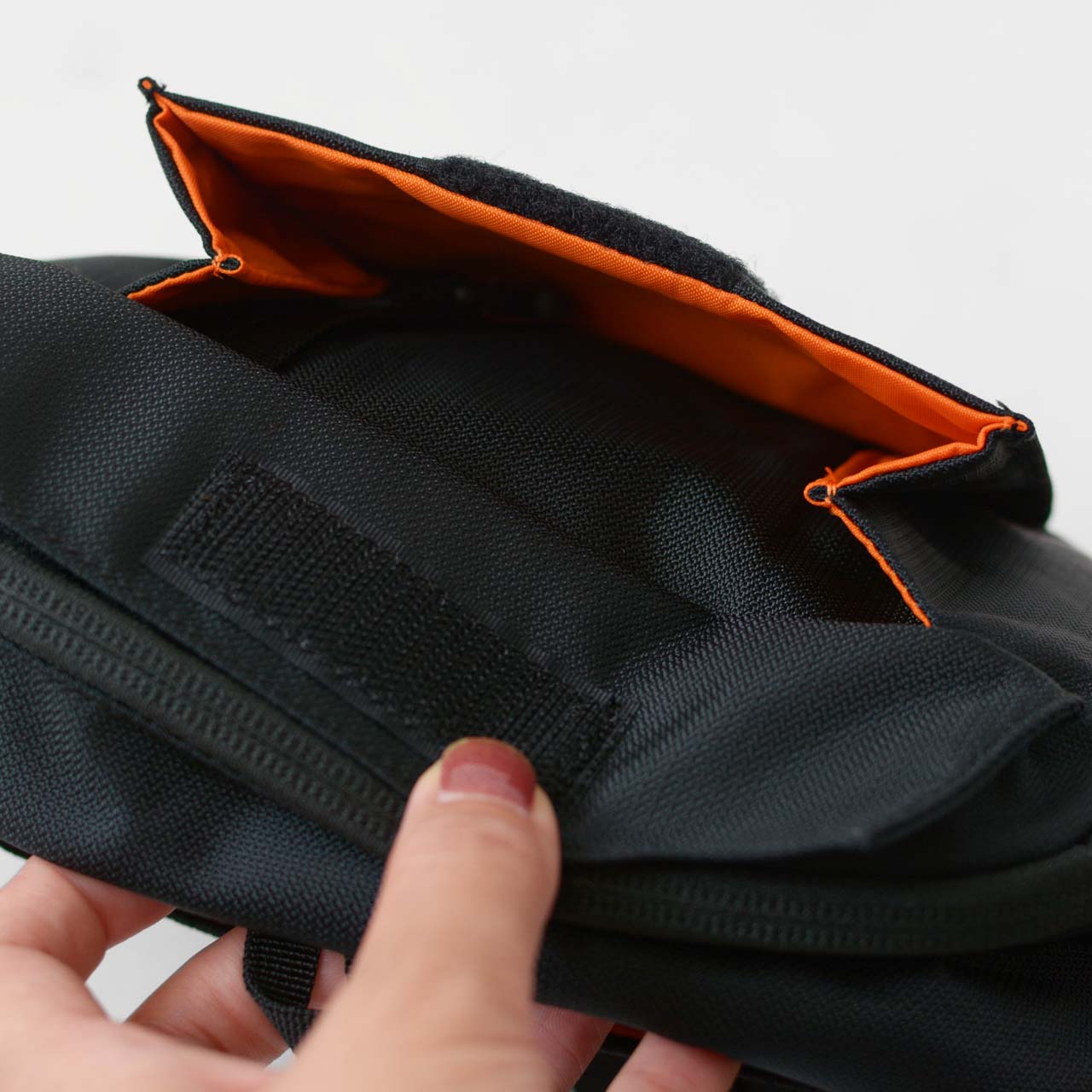 MYSTERY RANCH[ミステリーランチ] DISTRICT 4 [19761507-tw/BLACK] ディストリクト 4 [2025AW]