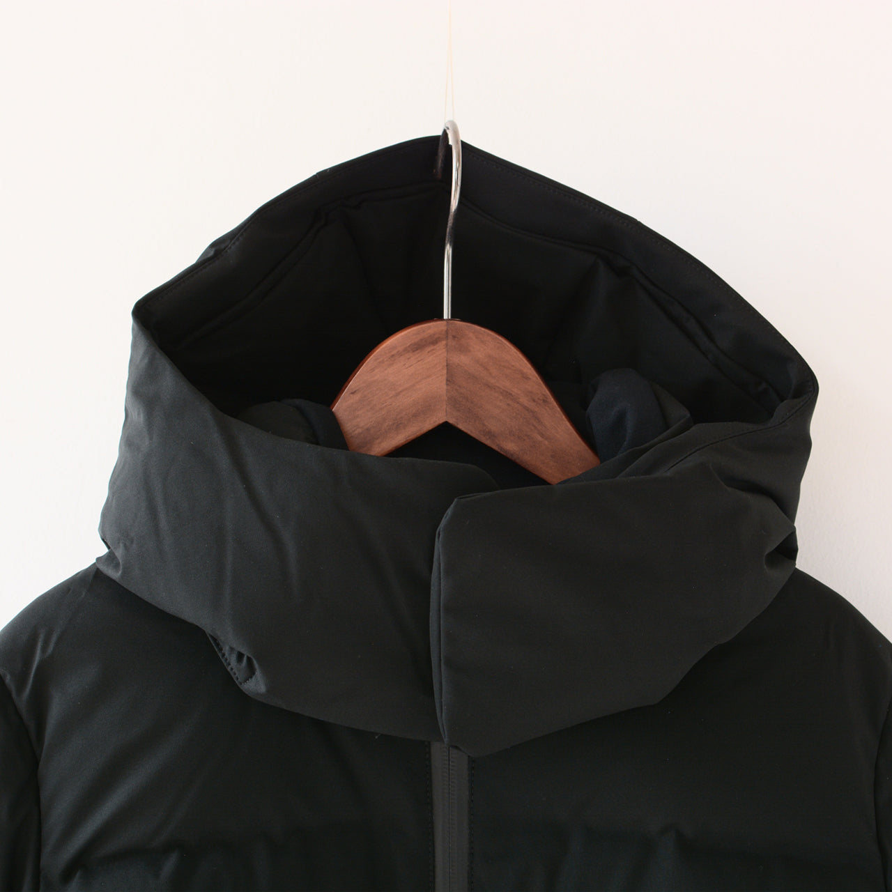 DESCENTE ALLTERRAIN [デサントオルテライン] MIZUSAWA DOWN JACKET “ANCHOR-L” [DU5FDJM2L] 水沢ダウン “アンカーハーフコート”・ダウンジャケット・LADY'S [2025AW]