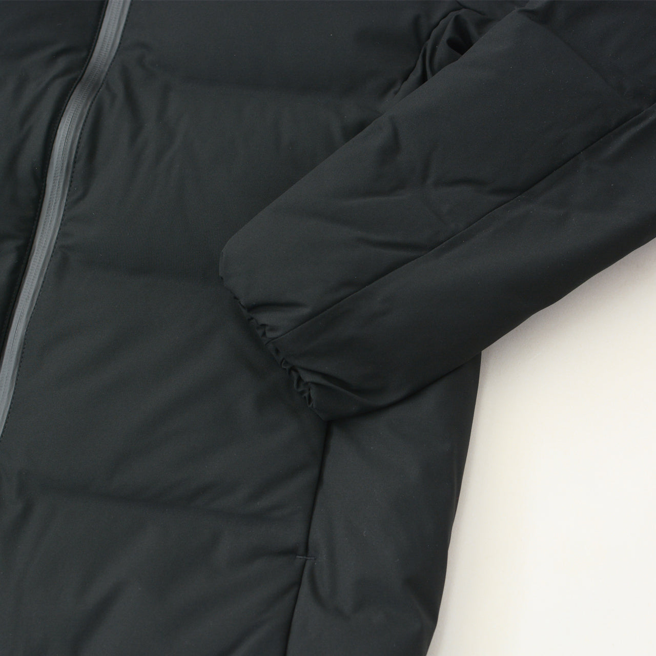 DESCENTE ALLTERRAIN [デサントオルテライン正規販売店] MIZUSAWA DOWN JACKET 「ANCHOR-L」[DAWYGK41U] アンカー L [2024AW]