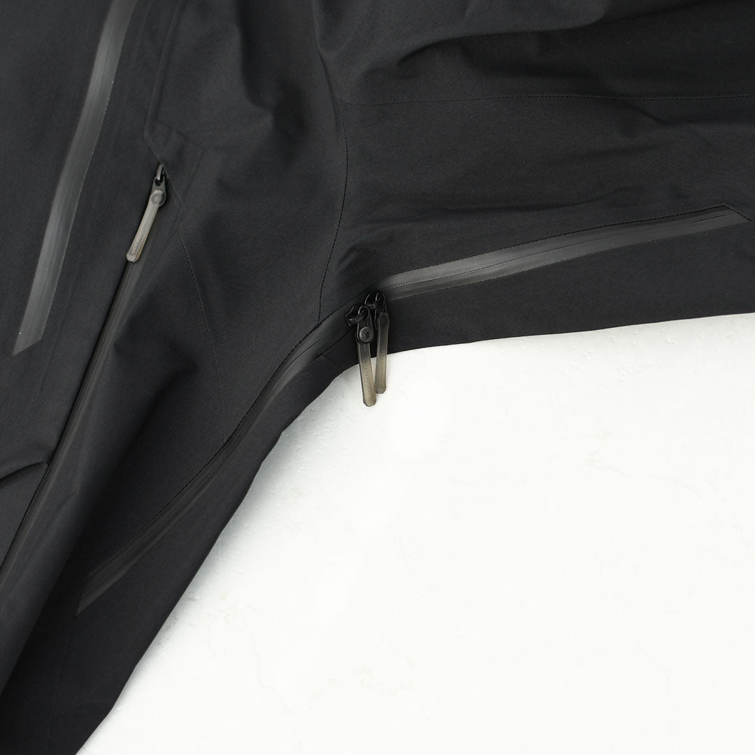 DESCENTE ALLTERRAIN [デサントオルテライン] GORE-TEX 3L SHELL JACKET -ZENCHIKEI-【81】[DO6SWB03M] 3レイヤーシェルジャケット・ゴアテックスシェルジャケット・MEN'S [2026SS]