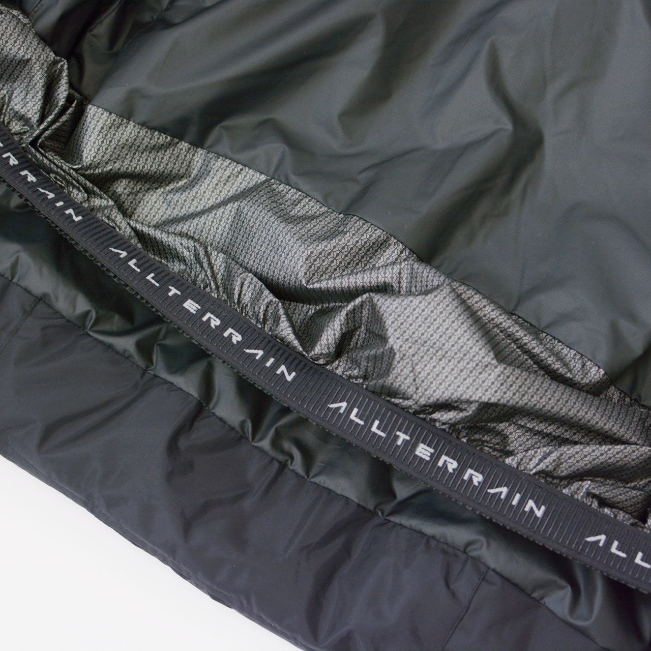 DESCENTE ALLTERRAIN [デサントオルテライン] MIZUSAWA DOWN COAT「MOUNTAINEER-HC」[DU4FDJM1L] 水沢ダウン「マウンテニアハーフコート」[2024AW]