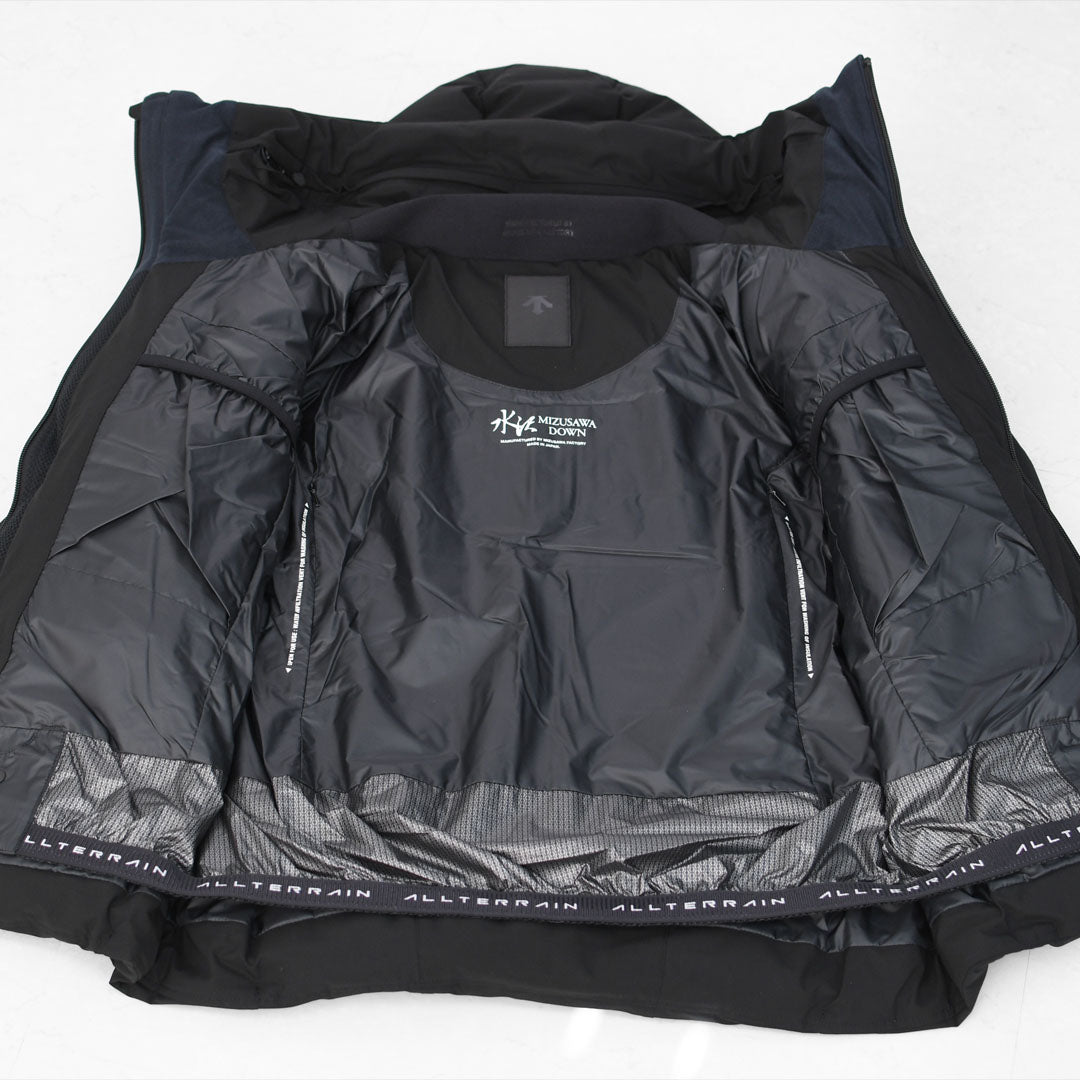 DESCENTE ALLTERRAIN [デサントオルテライン] MIZUSAWA DOWN JACKET “MOUNTAINEER-L” [DU5FDJM1L] 水沢ダウン “マウンテニアL” [2025AW]
