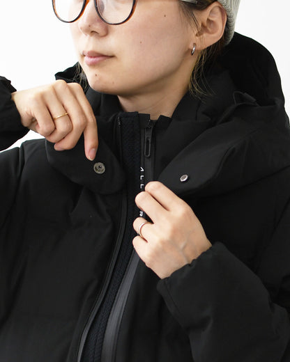 DESCENTE ALLTERRAIN [デサントオルテライン] MIZUSAWA DOWN COAT 「ANCHOR-HC」 [DU5FDJM3L] 水沢ダウン “アンカーハーフコート”・ダウンジャケット・LADY'S [2025AW]