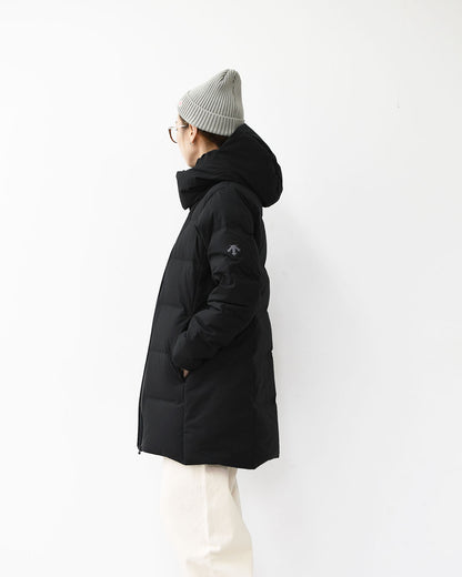 DESCENTE ALLTERRAIN [デサントオルテライン] MIZUSAWA DOWN COAT 「ANCHOR-HC」 [DU5FDJM3L] 水沢ダウン “アンカーハーフコート”・ダウンジャケット・LADY'S [2025AW]