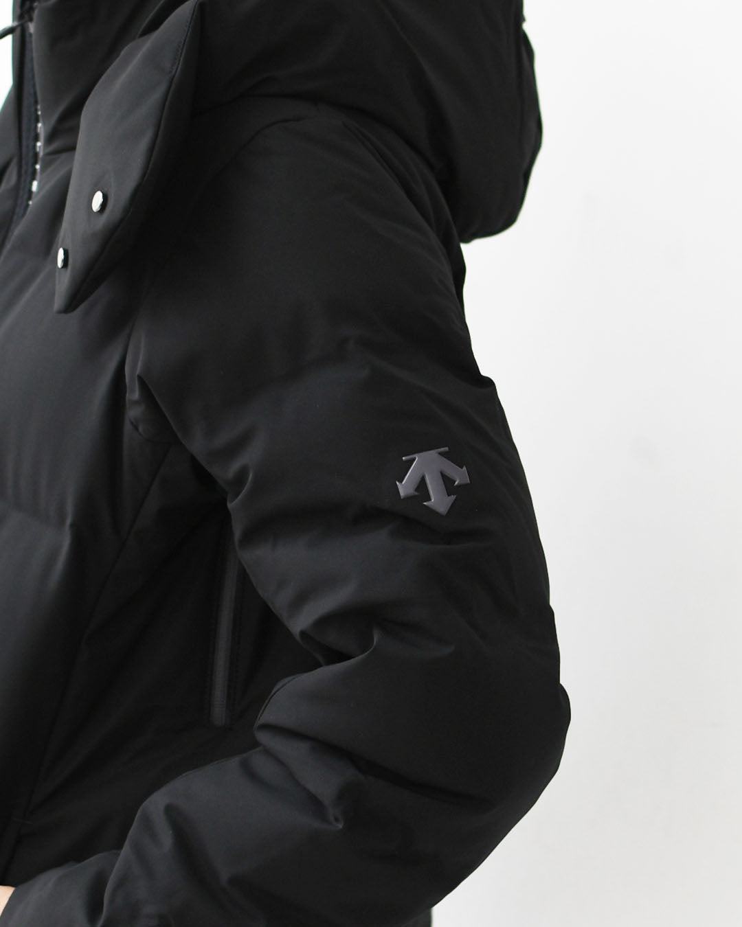 DESCENTE ALLTERRAIN [デサントオルテライン] MIZUSAWA DOWN COAT 「ANCHOR-HC」 [DU5FDJM3L] 水沢ダウン “アンカーハーフコート”・ダウンジャケット・LADY'S [2025AW]