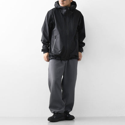 DESCENTE ALLTERRAIN [デサントオルテライン] LIGHTWEIGHT SHELL JACKET [DU5SWBA3M] ライトウェイトシェルジャケット・ナイロンジャケット・耐水性・透湿性・はっ水・防風・軽量・MEN'S [2025SS]
