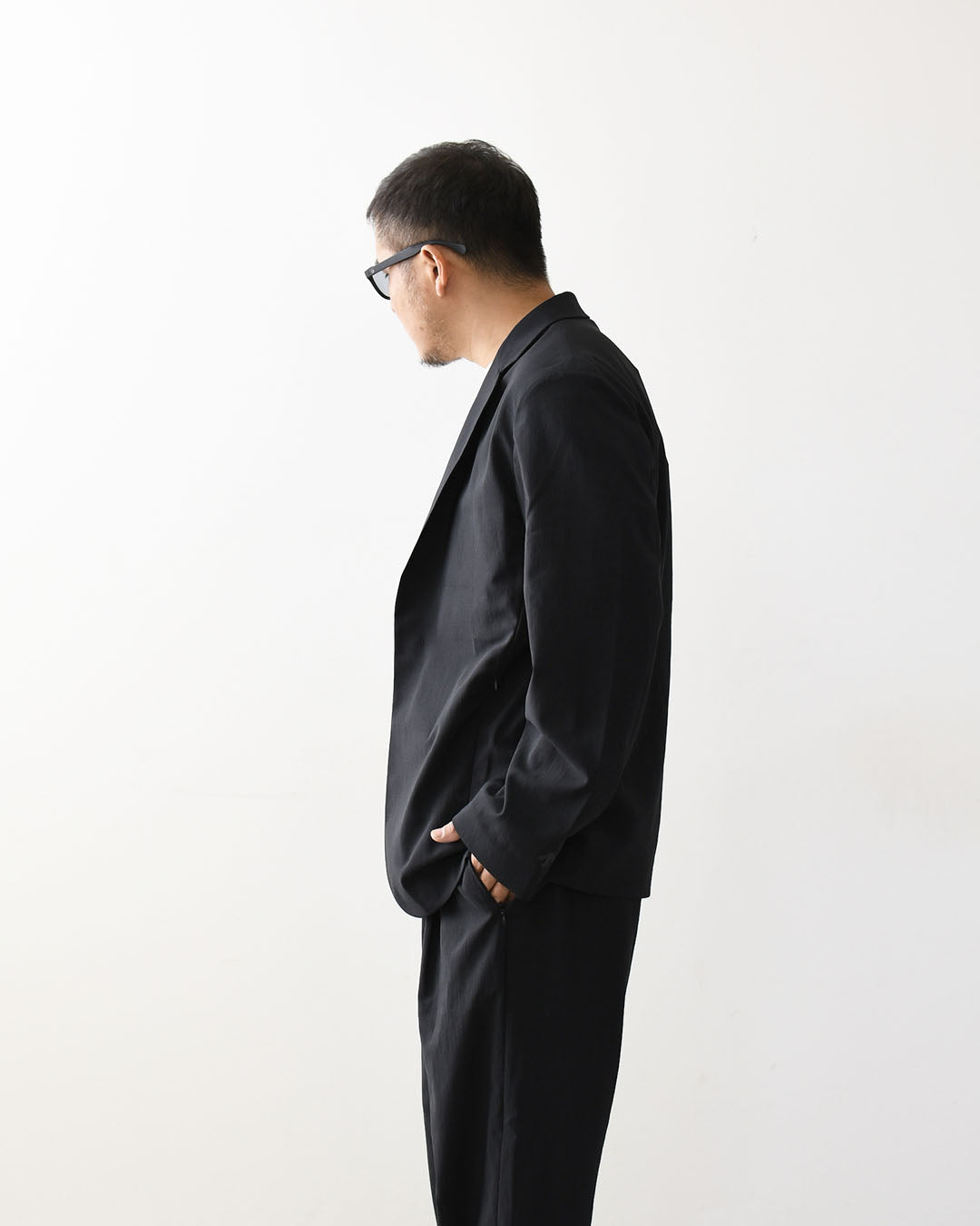 DESCENTE ALLTERRAIN [デサントオルテライン] TECH TAILORED JACKE [DU6SJKI2M] テックテイラードジャケット・綺麗目・ストレッチ素材・スタイリッシュ・ビジネス仕様・MEN'S [2026SS]