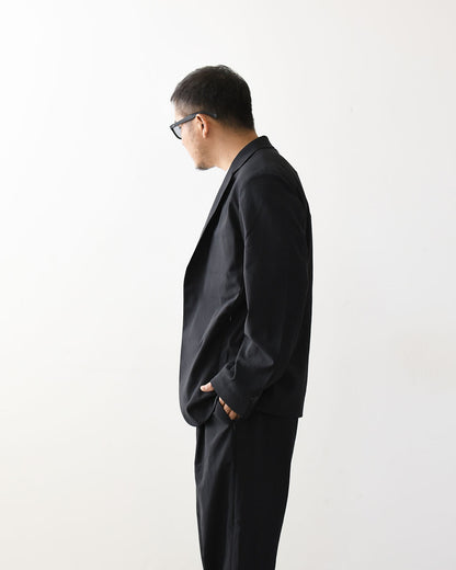 DESCENTE ALLTERRAIN [デサントオルテライン] TECH TAILORED JACKE [DU6SJKI2M] テックテイラードジャケット・綺麗目・ストレッチ素材・スタイリッシュ・ビジネス仕様・MEN'S [2026SS]