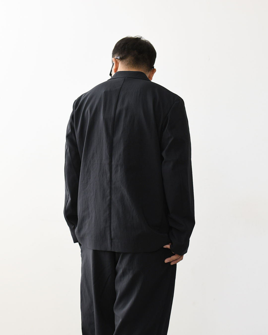DESCENTE ALLTERRAIN [デサントオルテライン] TECH TAILORED JACKE [DU6SJKI2M] テックテイラードジャケット・綺麗目・ストレッチ素材・スタイリッシュ・ビジネス仕様・MEN'S [2026SS]