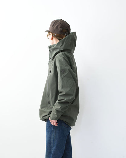 DESCENTE ALLTERRAIN [デサントオルテライン]HARD SHELL JACKET 「GORE-TEX C-KINT CREAS」 [DU6SWBA3M] ハードシェルジャケット“クレアス”・MEN'S [2026SS]